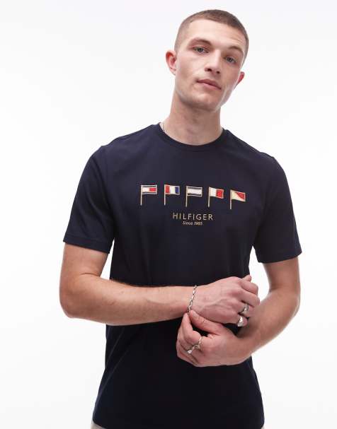 Tommy Hilfiger – T-Shirt in Marineblau mit Logo mit mehreren Flaggen - view 1