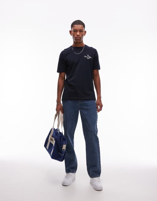 Tommy Hilfiger – T-Shirt in Marineblau mit Schriftzug, 4 von 4