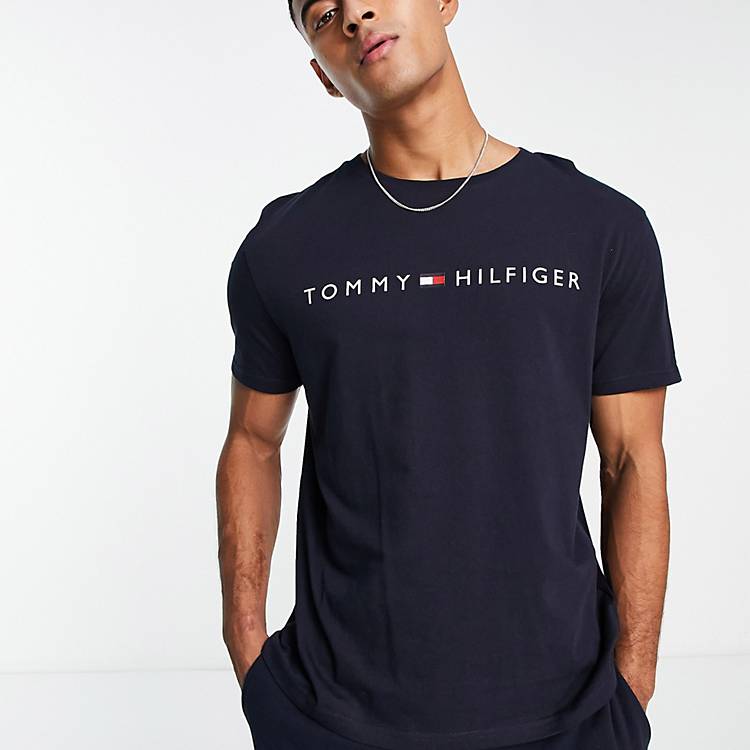 Tommy Hilfiger T-shirt in navy | ASOS