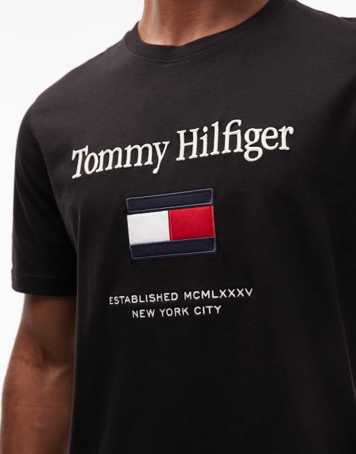 Tommy Hilfiger – T-Shirt in Schwarz mit mittigem Stapel-Logo, 5 von 5
