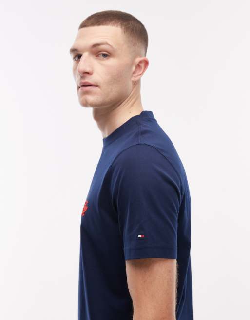 Tommy Hilfiger - T-shirt met geschreven monogram in marineblauw, 4 van 5