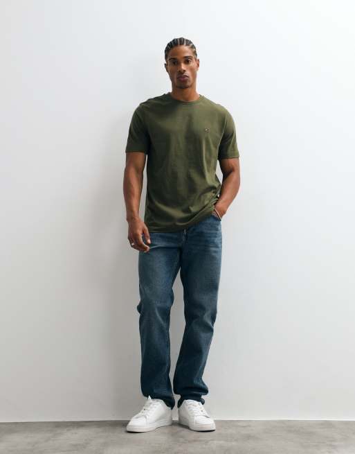 Tommy Hilfiger T-shirt met vlaglogo in kaki, 2 van 10