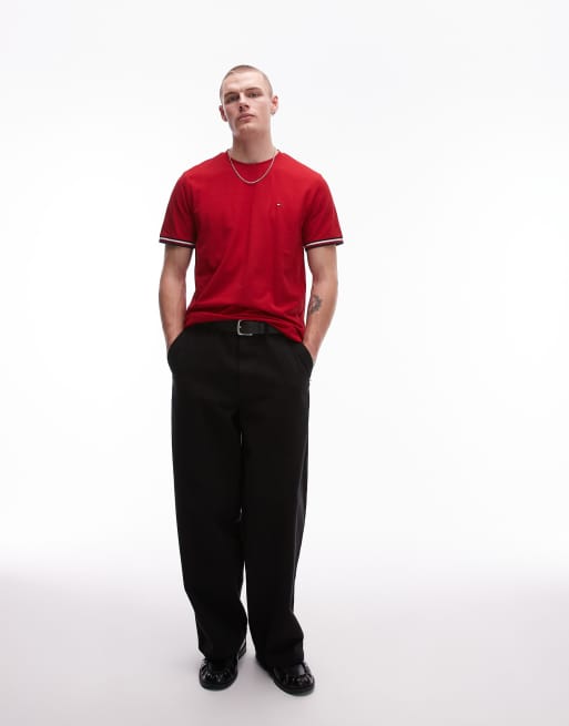 Tommy Hilfiger - T-shirt rossa con righe a contrasto sui bordi, 3 di 4