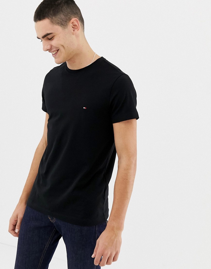 Tommy Hilfiger - T-shirt slim elasticizzata nera con logo a bandiera-Nero