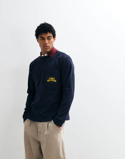 Tommy Hilfiger - T-shirt squadrata a maniche lunghe blu navy con logo stile college - view 1