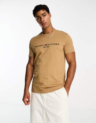 Tommy Hilfiger – T-shirt w kolorze khaki z logo - view 1