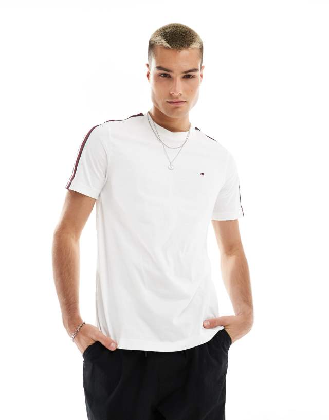 Tommy Hilfiger - taping t-shirt in white