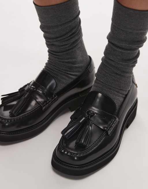 Tommy Hilfiger tassel leather loafers in black, 3 of 4