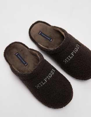 Tommy Hilfiger Teddy Slippers In Brown