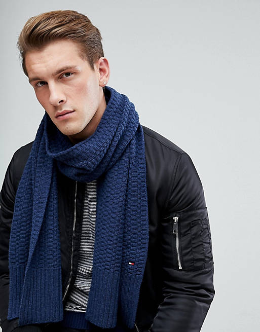 Tommy Hilfiger Textured Knit Scarf in Navy