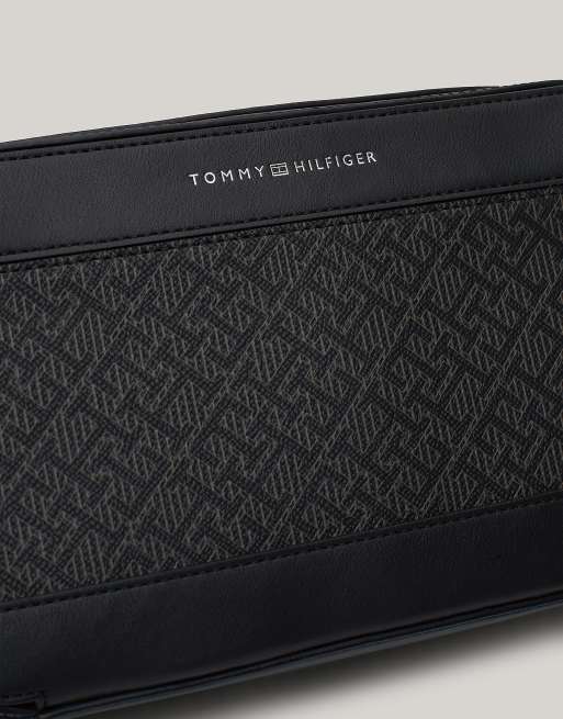Tommy Hilfiger Th monogram crossover reporter bag in black, 2 of 4