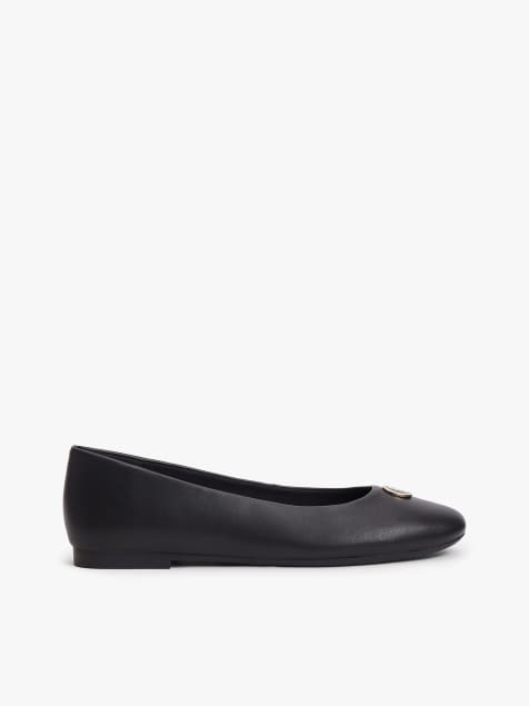 Tommy Hilfiger Th monogram plaque leather ballerinas in black - view 1