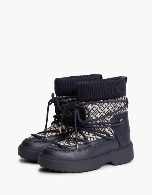 Tommy Hilfiger TH Monogram wasserabweisende Schneestiefel in Dunkelblau, 2 von 7