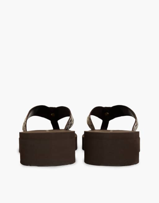 Tommy Hilfiger Th monogram webbing strap wedge flip-flops in dark brown, 4 of 7