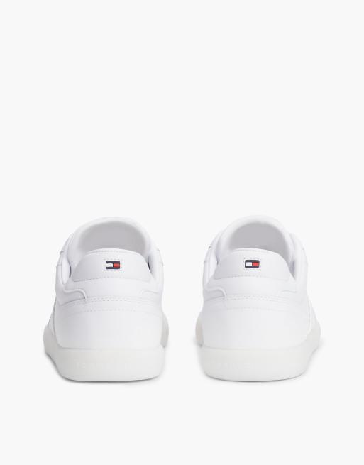 Tommy Hilfiger Th tribeca leather metallic logo trainers in white, 4 of 7
