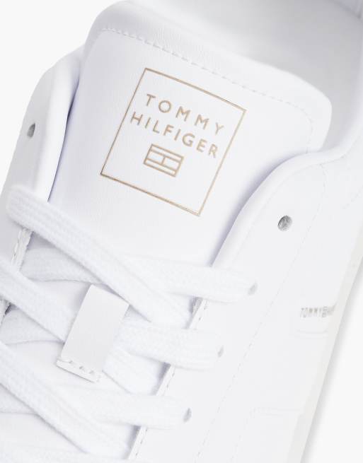 Tommy Hilfiger Th tribeca leather metallic logo trainers in white, 6 of 7