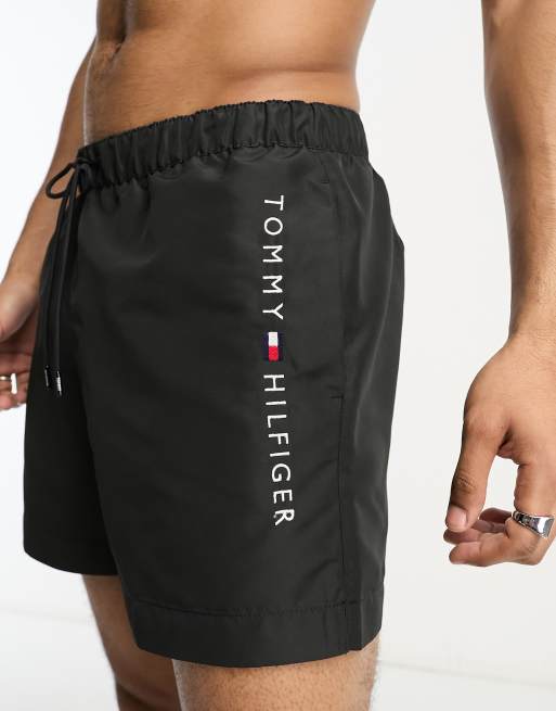Tommy Hilfiger - The Original - Mellemlange badeshorts med løbesnor i sort