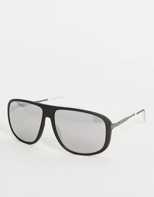 Thick rimmed store aviator sunglasses