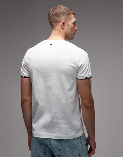 Tommy Hilfiger tipped detail logo t-shirt in white, 3 of 5