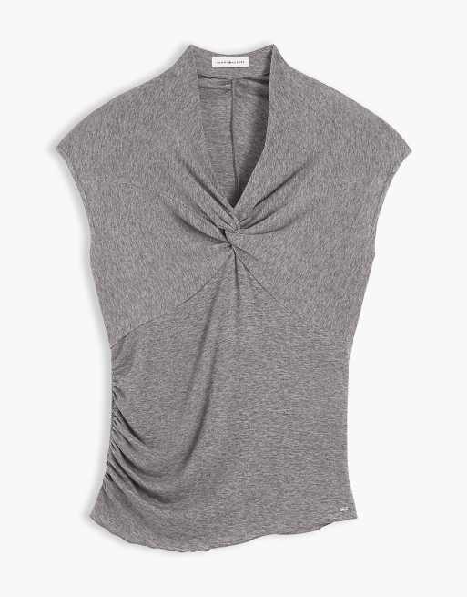 Tommy Hilfiger top à col V avec nœud sur le devant et manches courtes en gris foncé, 5 de 6