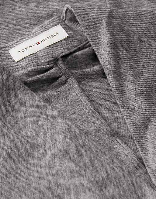 Tommy Hilfiger top à col V avec nœud sur le devant et manches courtes en gris foncé, 6 de 6