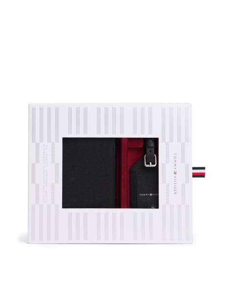 Tommy Hilfiger travel giftset in black - view 1