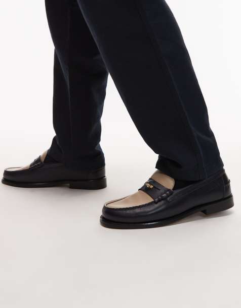 Tommy Hilfiger - Tweekleurige penny loafers in marineblauw en crème - view 1