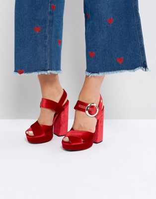 red tommy hilfiger sandals