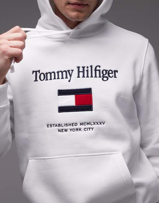 Tommy Hilfiger – Vit huvtröja med stor, centrerad logga med broderad flagga , 5 av 5