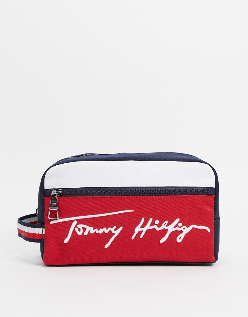 Tommy Hilfiger Wash Bag With Script Logo In Red-multi