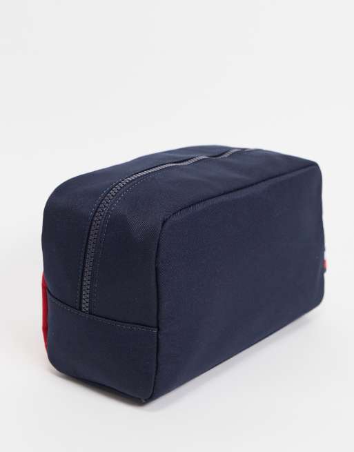 Tommy shop wash bag