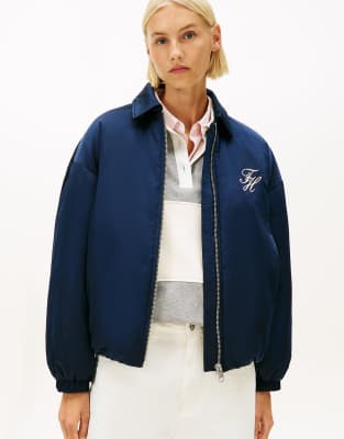 Tommy Hilfiger - Wasserabweisende, wattierte Relaxed-Fit-Jacke aus Satin in Dunkelblau