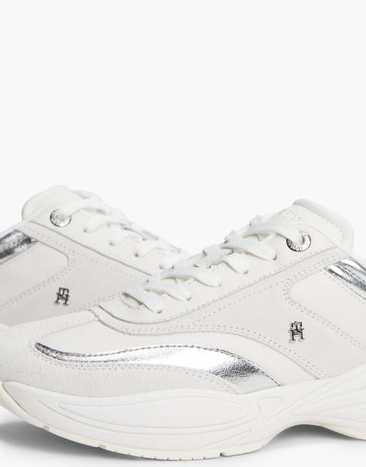 Tommy Hilfiger Wildleder-Sneaker mit TH-Monogramm in Weiß, 6 von 7