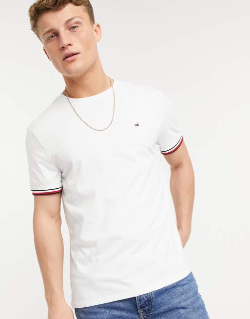 Tommy hilfiger small store logo t shirt