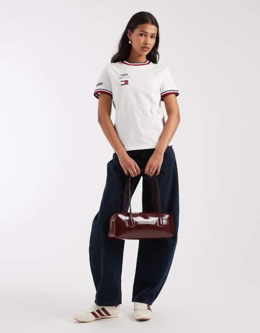 Tommy Hilfiger x Cadillac F1 - Cropped Replica T-shirt in wit, 2 van 4