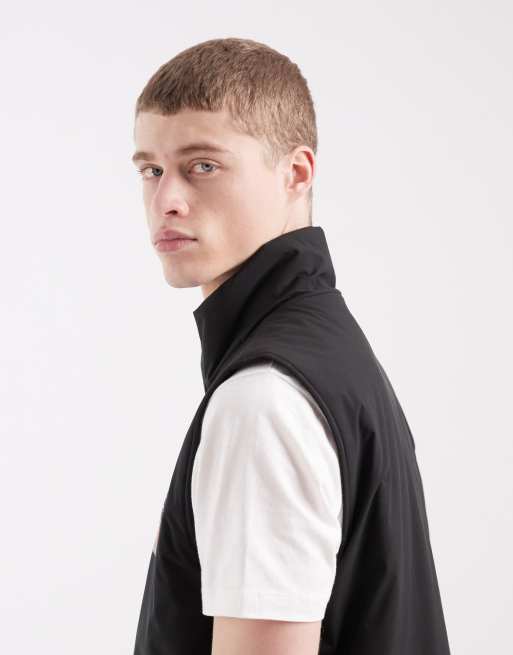 Tommy Hilfiger x Cadillac F1 logo gilet in black, 4 of 5
