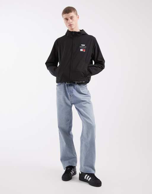 Tommy Hilfiger x Cadillac F1 - Windjack in zwart, 2 van 5