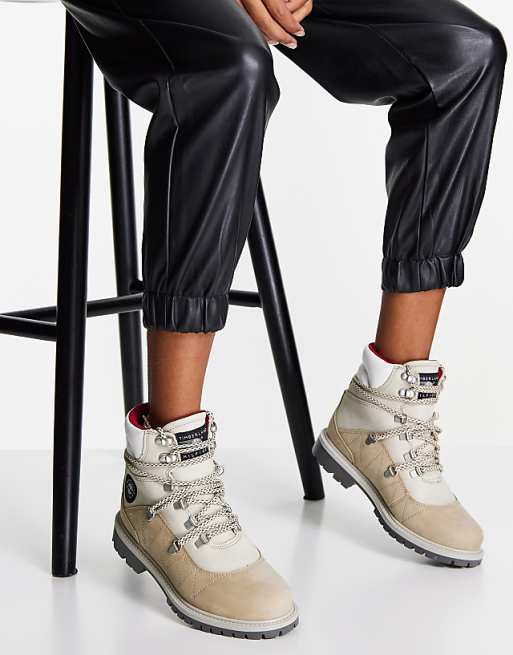 Tommy Hilfiger x Timberland Pro Hiker - Veterlaarzen in tarwebeige | ASOS timberland tommy hilfiger