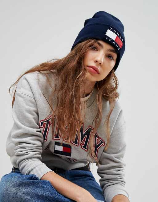 https://images.asos-media.com/products/tommy-jean-90s-capsule-flag-beanie/8699357-1-peacoatnavy?$n_640w$&wid=513&fit=constrain