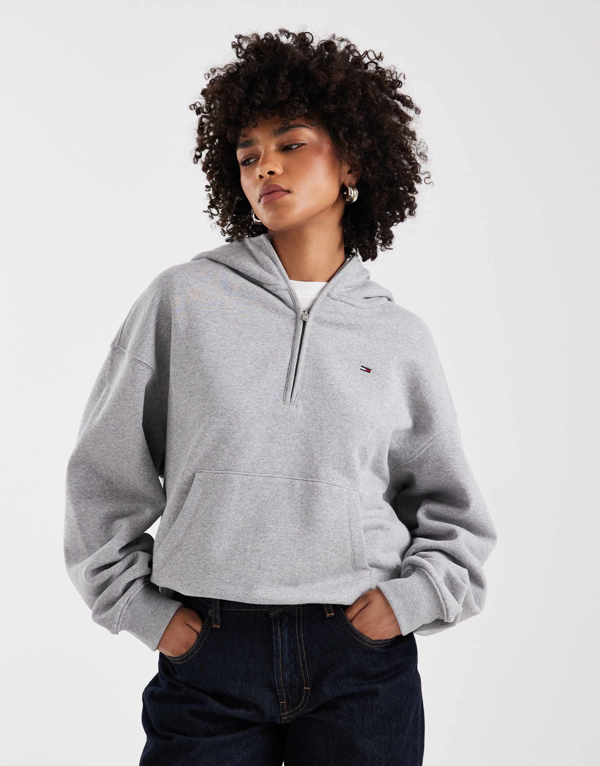 tommy jeans 1/4 zip hoodie in gray