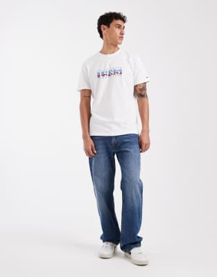 Tommy Jeans 1985 Graphic Box Logo T-shirt In Multi
