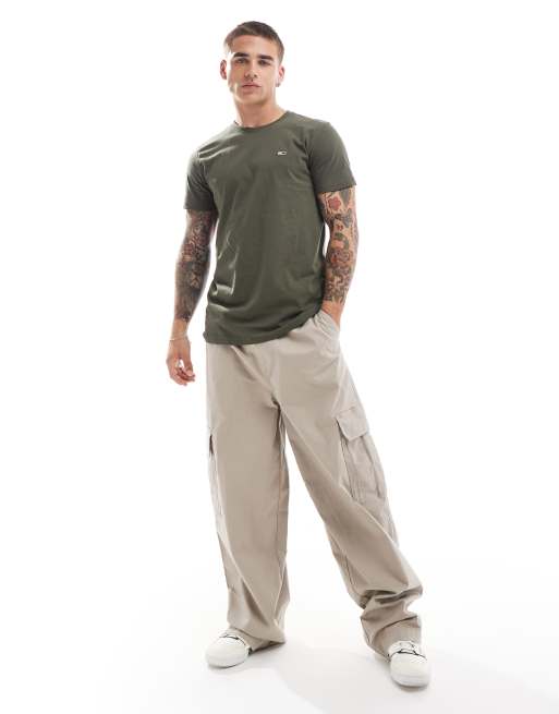 Tommy Jeans 2-pack slim flag logo T-shirts in dark khaki and navy, 2 of 4