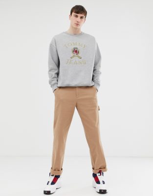 tommy jeans capsule crest logo sweatshirt