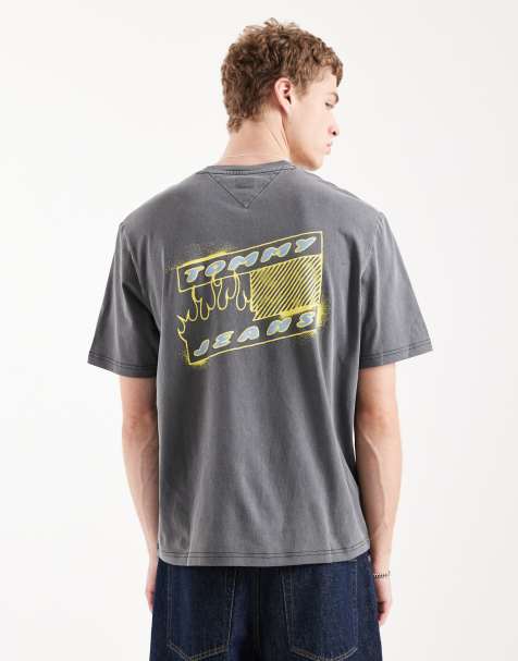 Tommy Jeans - 90 - Forvasket sort T-shirt med tykt flaglogo - view 1
