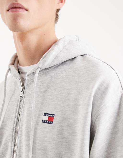 Tommy Jeans 90s badge zip through hoodie in grey, 5 of 5