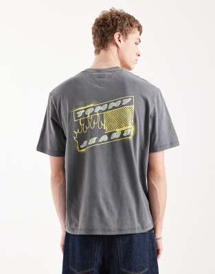 Tommy Jeans 90s bubble flag logo T-shirt in washed black black