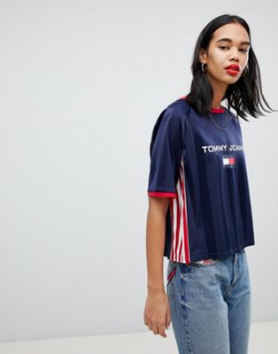 tommy jeans 5.0 90s logo tee