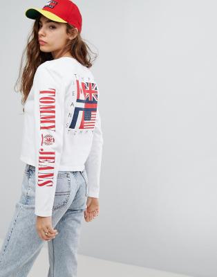 tommy jeans 90s