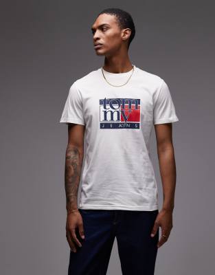 Tommy Jeans 90s Flag T-shirt In Animal Print