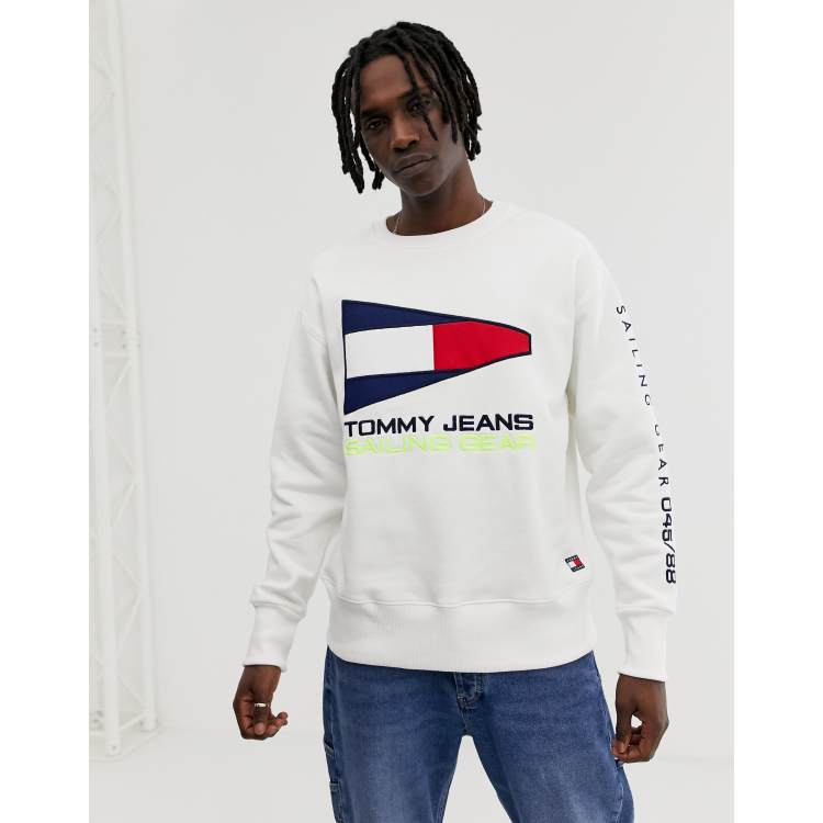 Tommy jeans rainbow embroidered deals crew neck sweatshirt